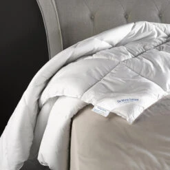 De Witte Lietaer Dekbed Dream 4 Seasons - 200 X 220 Cm - Polyestervulling -Meubel Verkoop 1000028686 0103