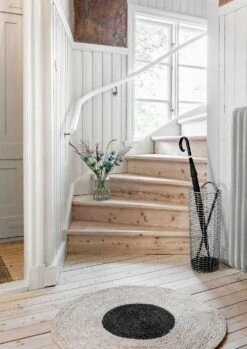 Korbo Umbrella Bin, Brass -Meubel Verkoop korbo umbrella bin 12