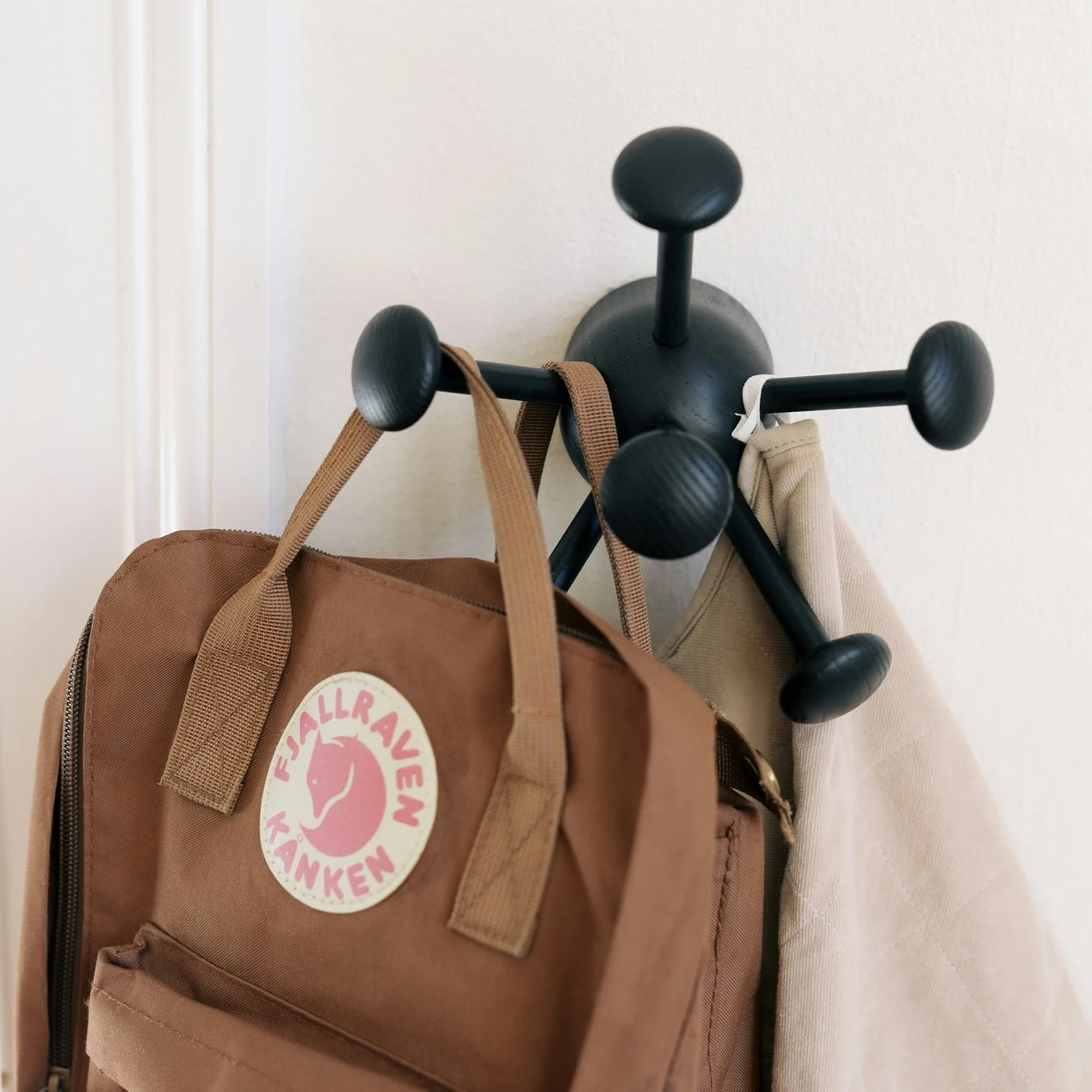 Nofred Wall Bug Hook, Black 4 Nofred Wall Bug Hook, Black - Image 2