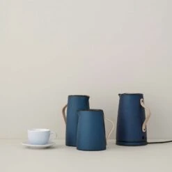 Stelton Emma Electric Kettle 1,2 L, Dark Blue -Meubel Verkoop stelton emma electric kettle 12 l 20